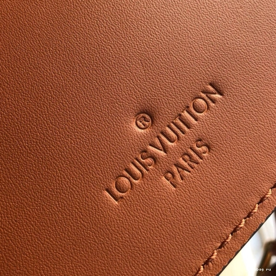 Show） Belt Spring Bag（2019 Louis Vuitton 0725